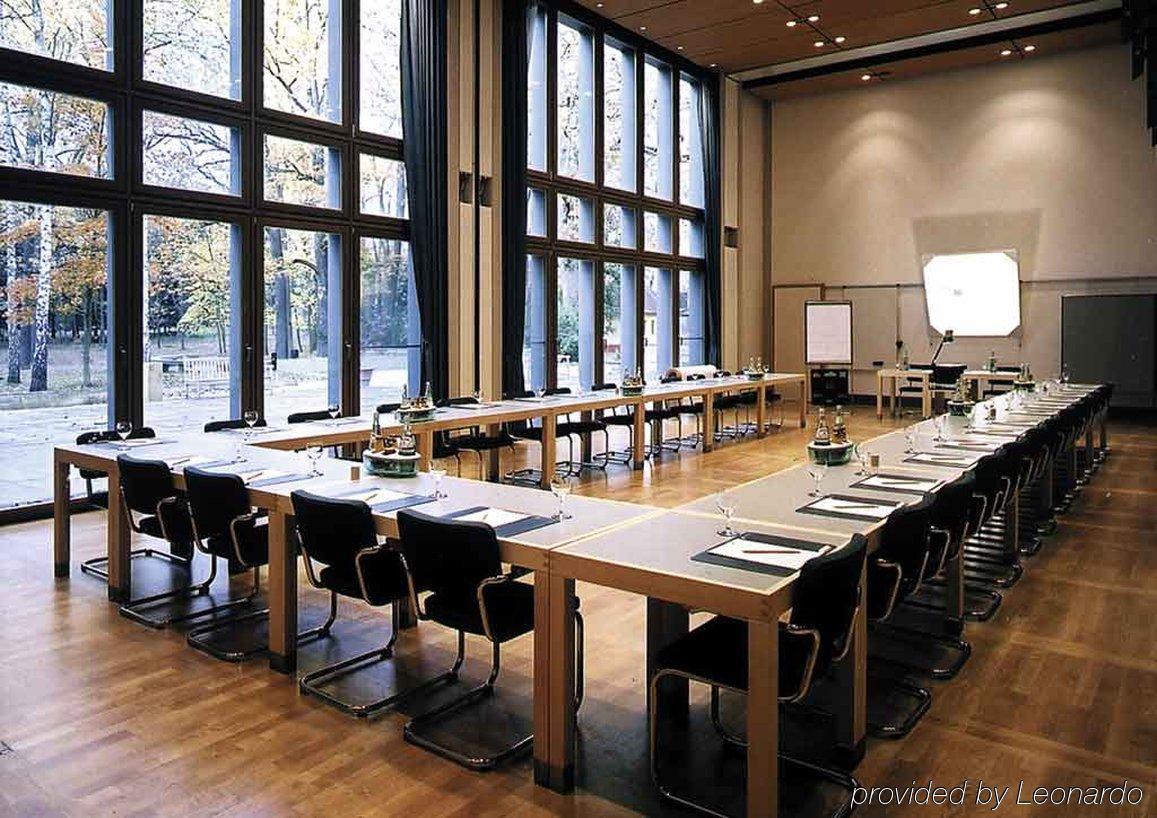 Ringhotel Schorfheide, Tagungszentrum Der Wirtschaft ヨーアヒムスタール エクステリア 写真